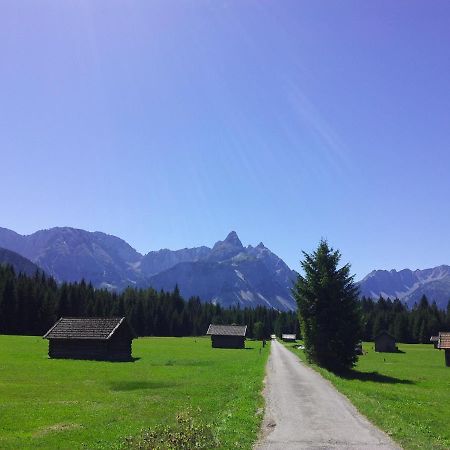 Appartements Schneezauber Lermoos Exteriér fotografie